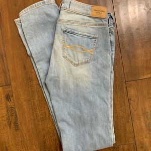 Abercrombie Jeans 👖 Size 4L